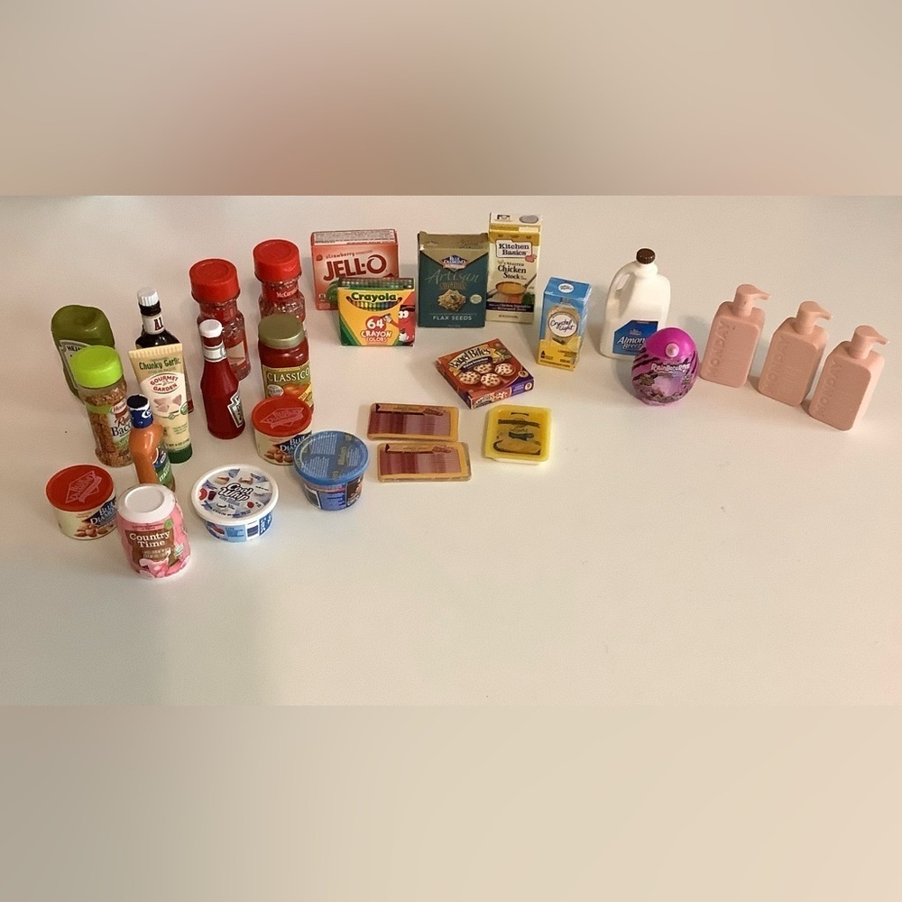 Mini brands 28pcs Miniature Store Play Set. Preloved